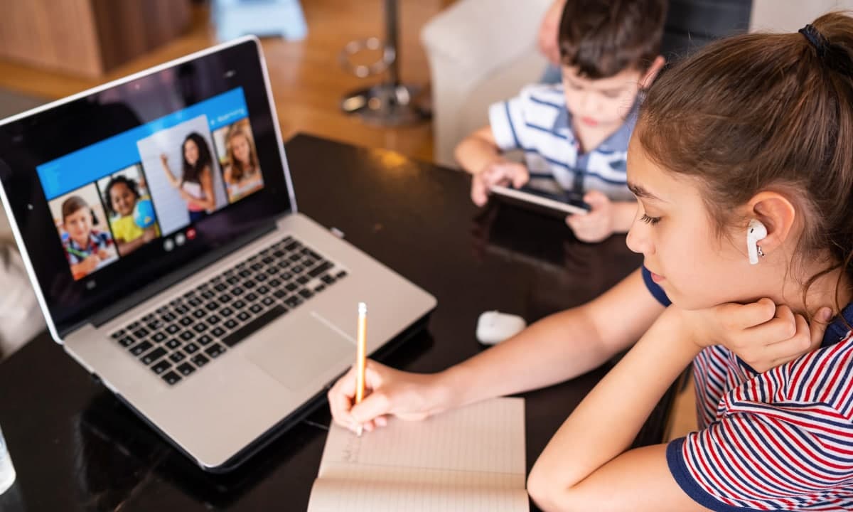Top educational YouTube shows for raising bilingual kids