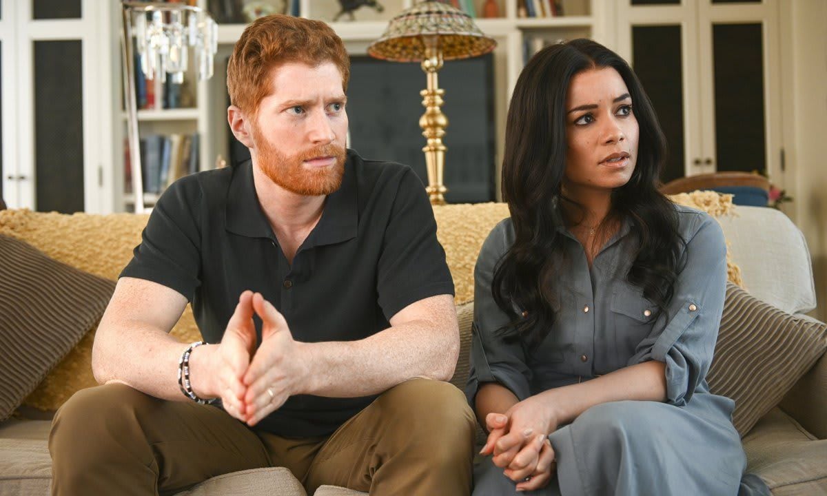 Jordan Dean and Sydney Morton play Prince Harry and Meghan Markle in the TV movie