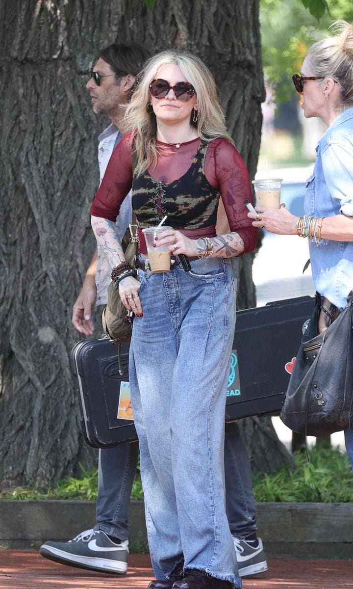 Paris Jackson is seen in The Hamptons accompanied by her bandmates.