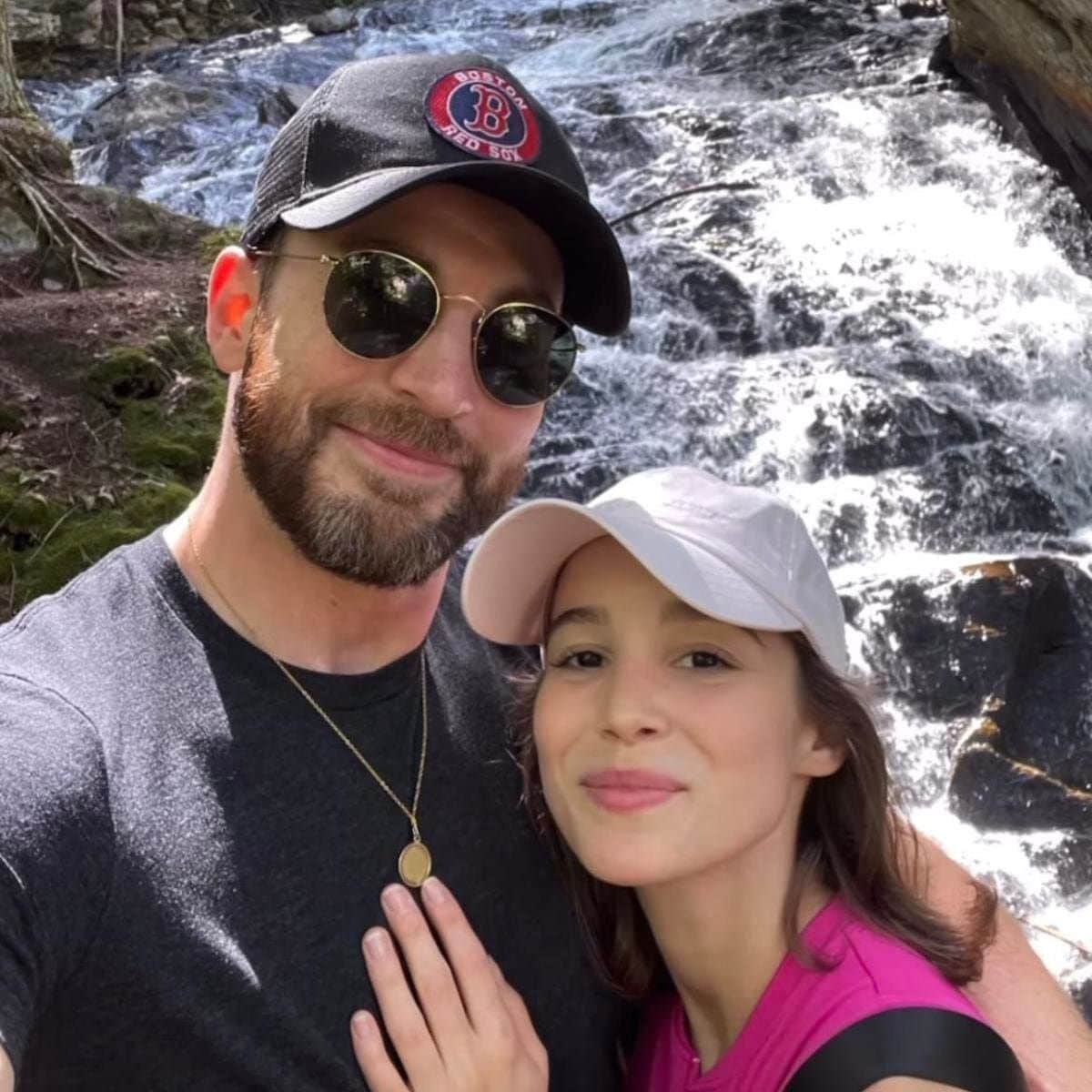 Chris Evans and Alba Baptista