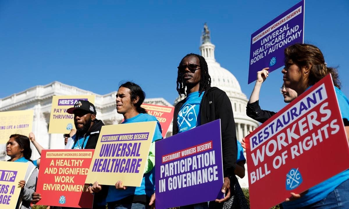 Rep. Tlaib Introduces Restaurant Workers Bill Of Rights