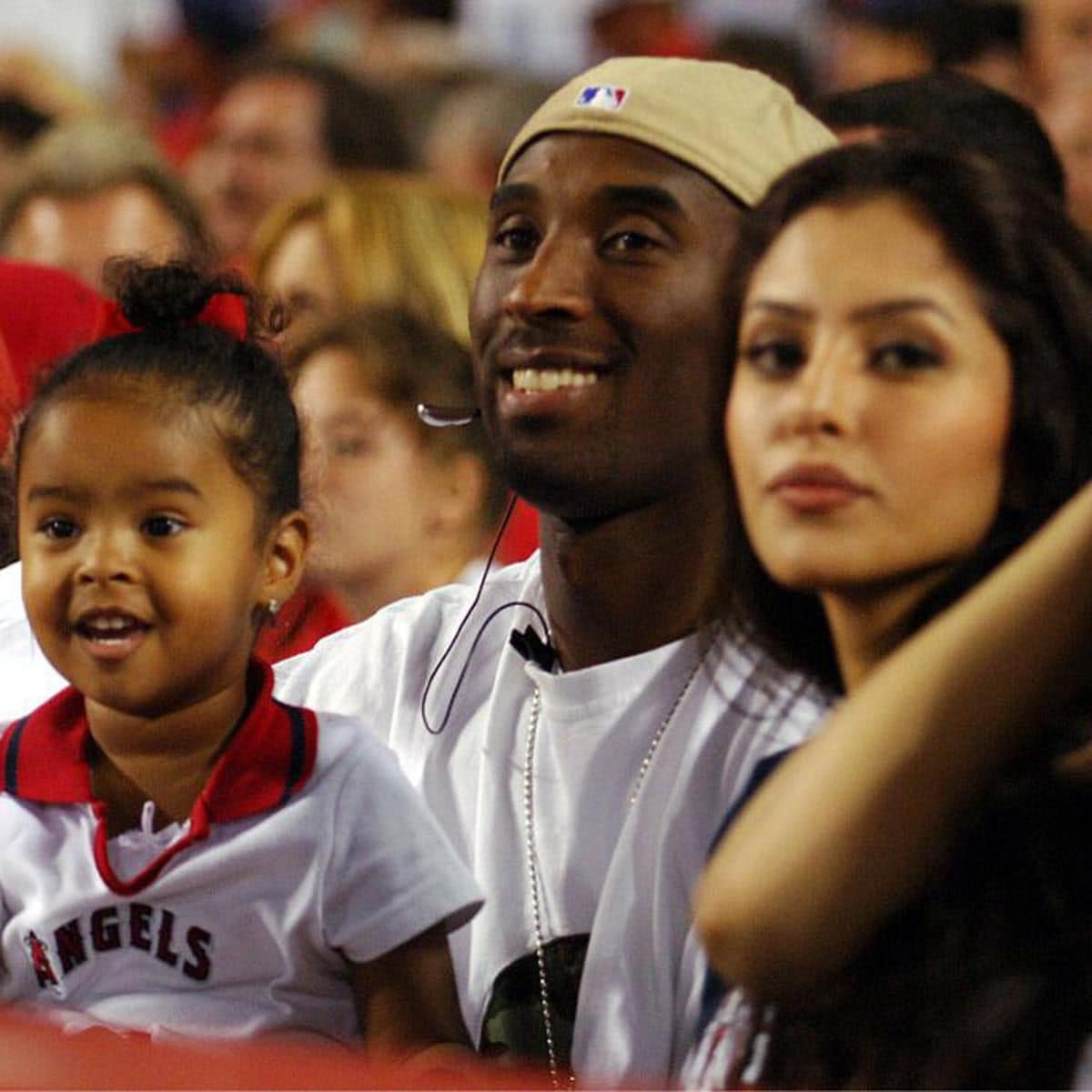 Kobe Bryant with wife Vanessa Bryant and daughter Natalia Diamante Bryant