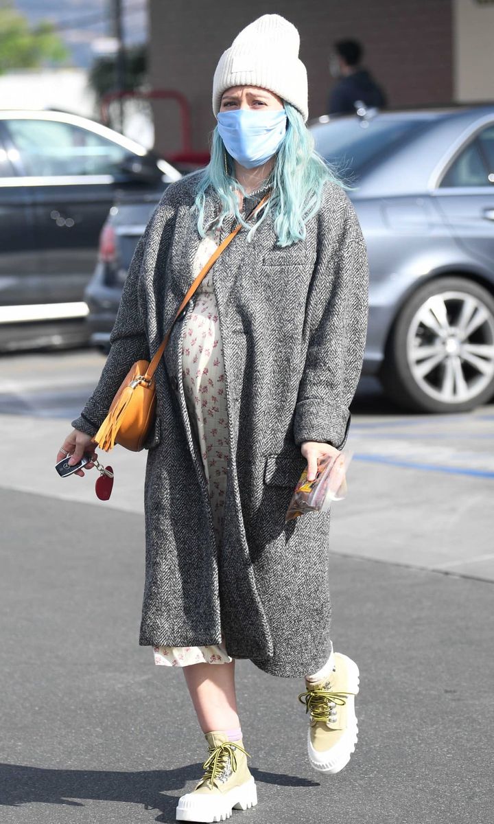 Hilary Duff pregnant