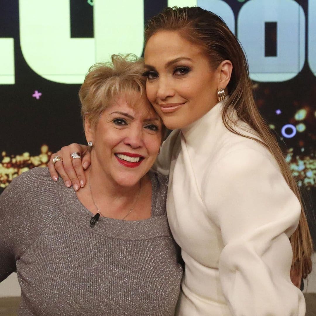 JLo and mom