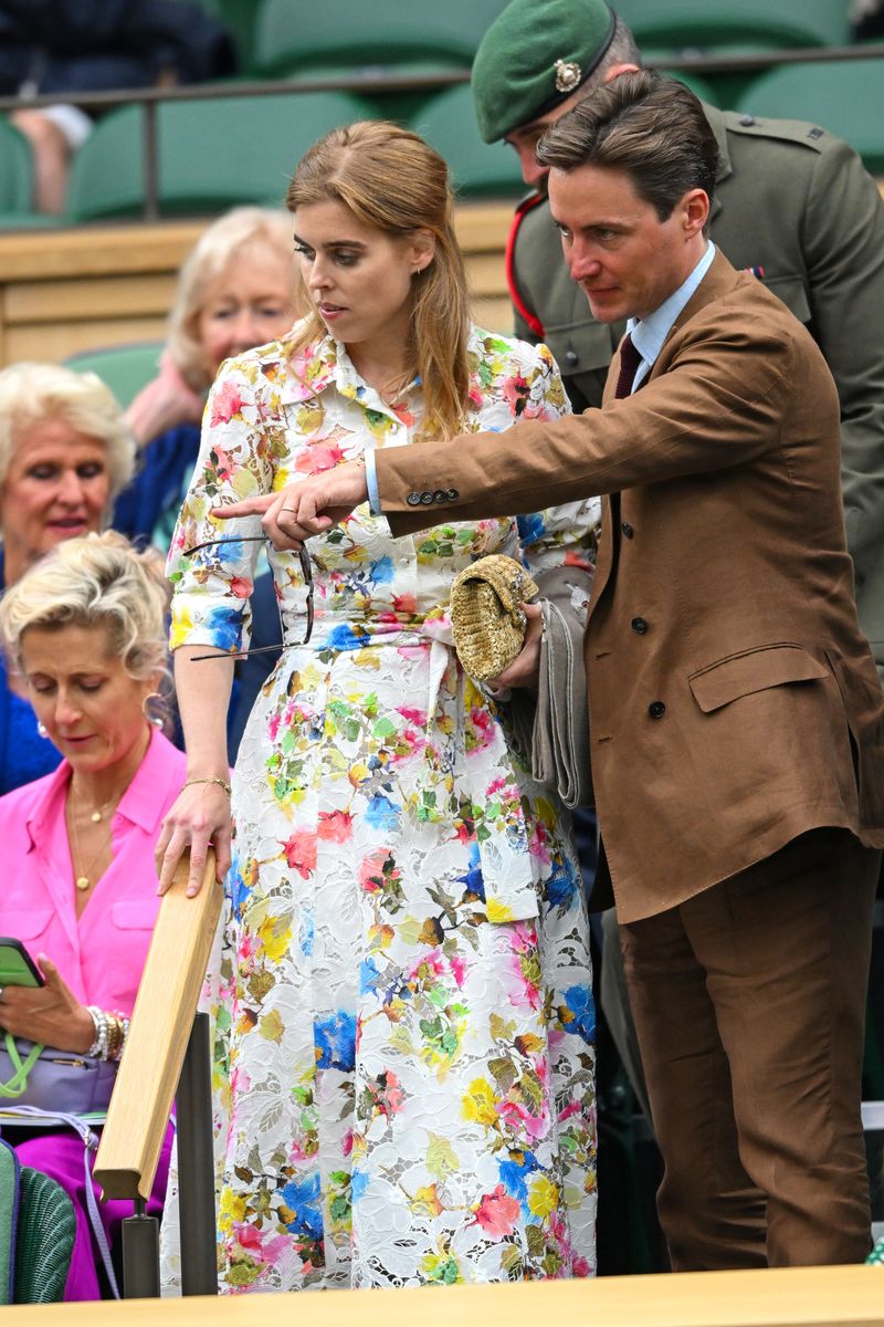 LONDON, ENGLAND - JULY 09: Princess Beatrice of York and Edoardo Mapelli Mozzi attend day nine of the Wimbledon Tennis Championships at the All England Lawn Tennis and Croquet Club on July 09, 2024 in London, England. (Photo by Karwai Tang/WireImage)
