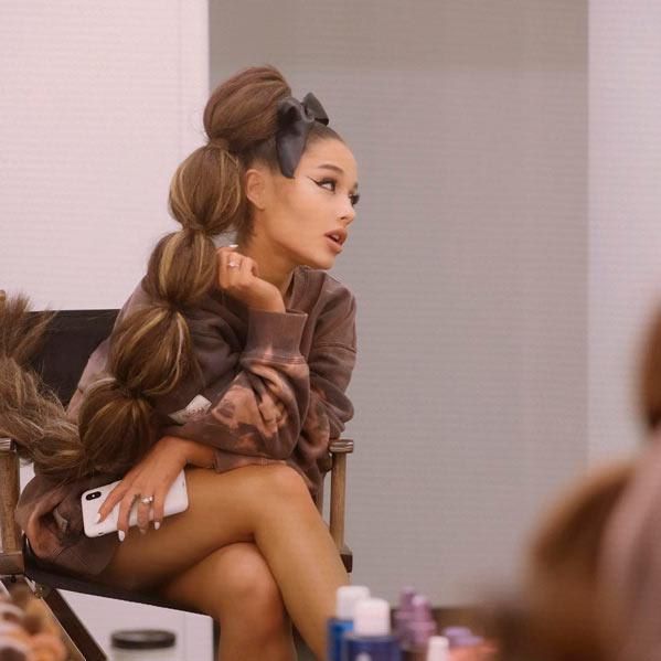 Ariana Grande bubble ponytail