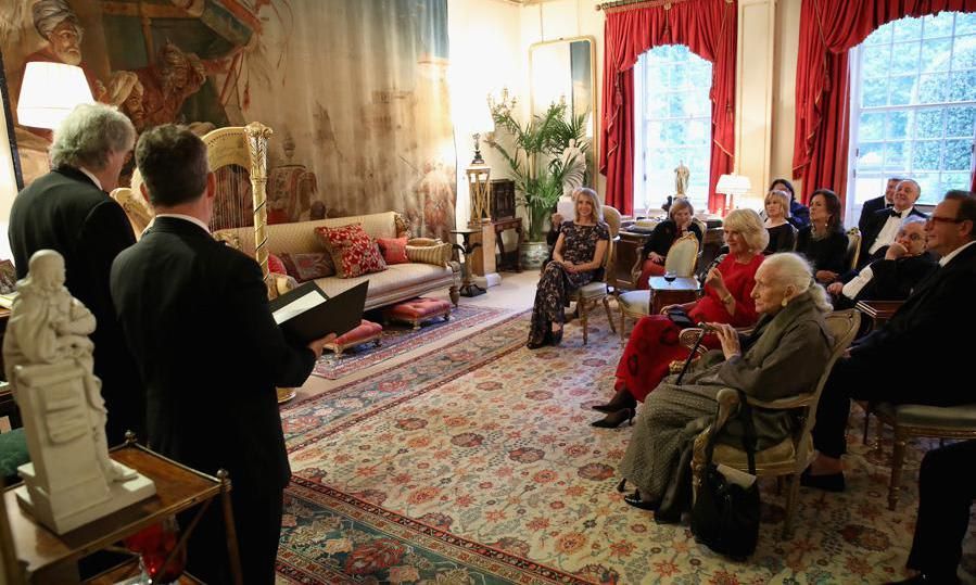 camila-sitting-room