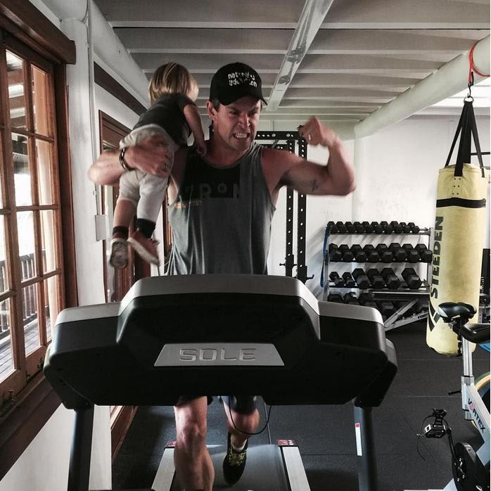 CHRIS HEMSWORTH Y SU ESPOSA ELSA PATAKY