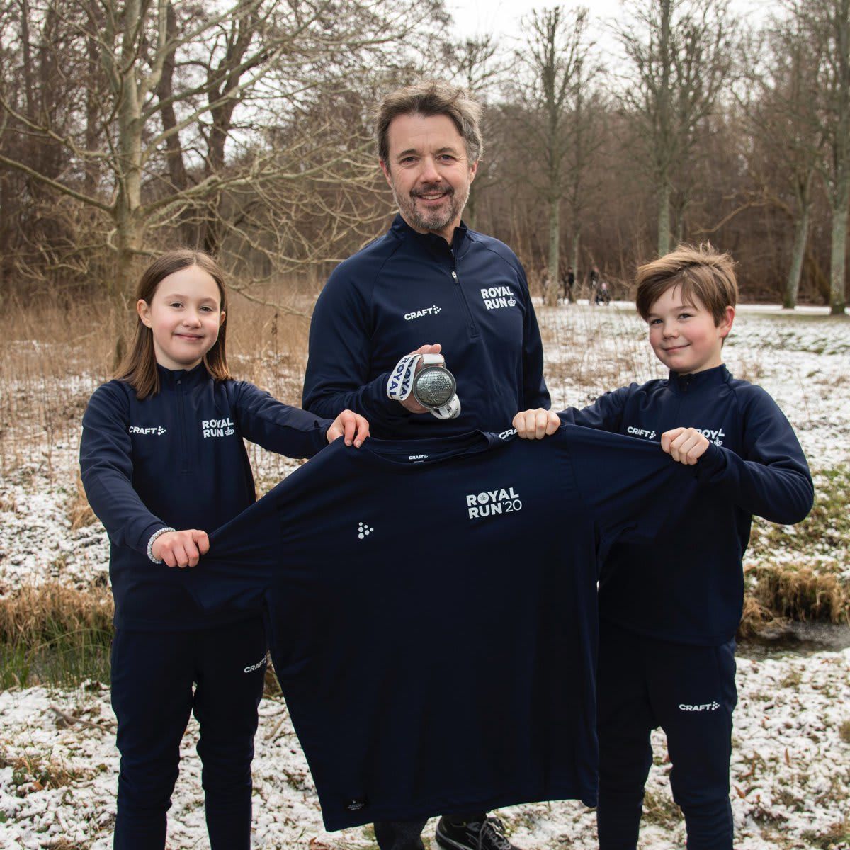 The twins helped their dad announce the Royal Run 2021's new date