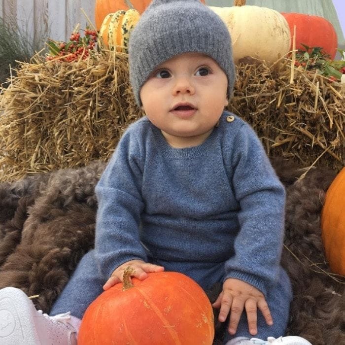 Sweden's Prince Oscar was the cutest as he posed for a picture surrounded by pumpkins.
Photo: Instagram/@kungahuset