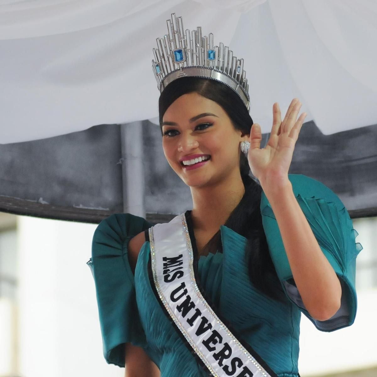 Miss Universe Pia Wurtzbach Homecoming Parade in Phillipines