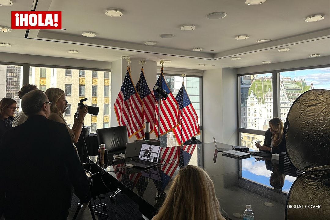 A sneak peek of Régine Mahaux capturing Melania in action