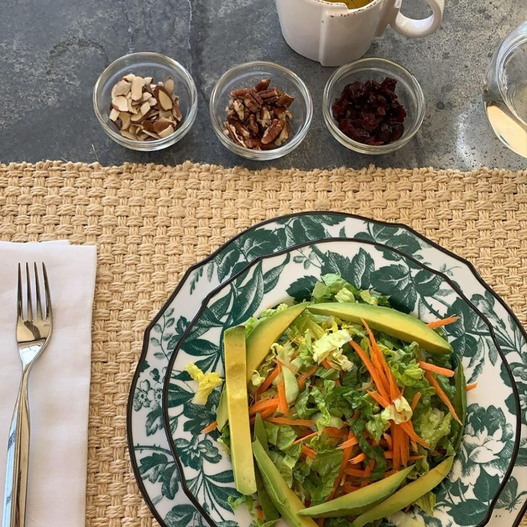 Picture of a colorful salad made by Kourtney Kardashian