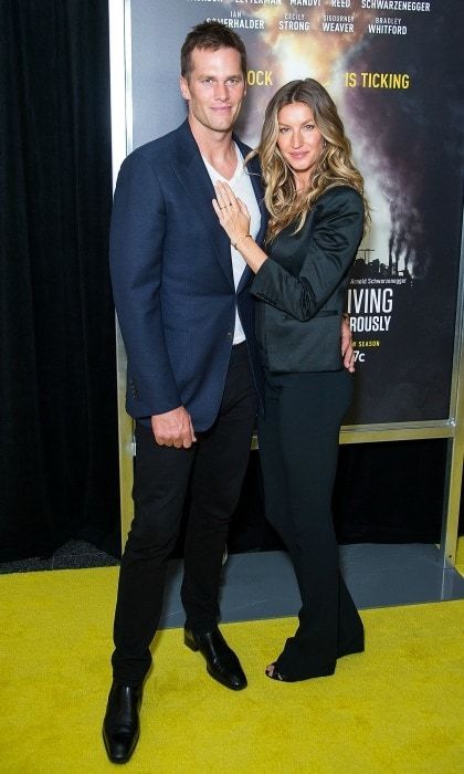 September 21: <a href="https://us.hellomagazine.com/tags/1/gisele-bundchen/"><strong>Gisele Bundchen</strong></a> rocked an all black power suit as she made her first red carpet appearance with husband Tom Brady since 2014, during the season two premiere of National Geographic's <i>Years of Living Dangerously</i> in NYC.
Photo: Michael Stewart/FilmMagic