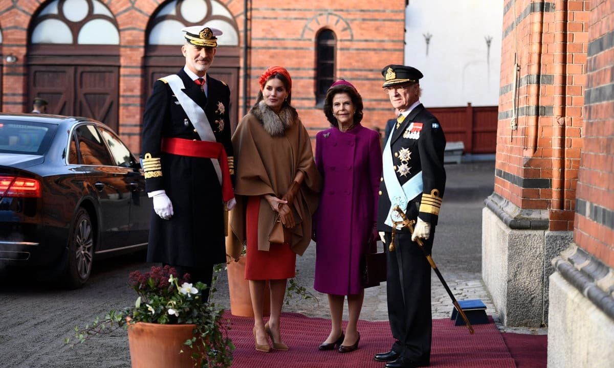 Queen Letizia and King Felipe were welcomed by the Swedish royal family on Nov. 24