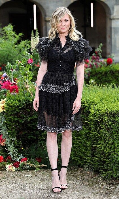 Kirsten Dunst was looking lovely in Rodarte at the fashion house's couture presentation.
Photo: Pierre Suu/Getty Images