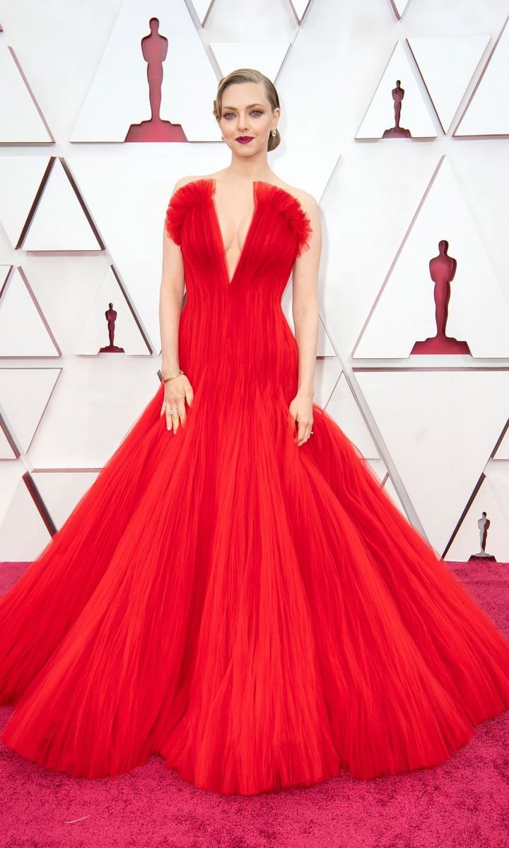 Amanda Seyfried at Oscars 2021