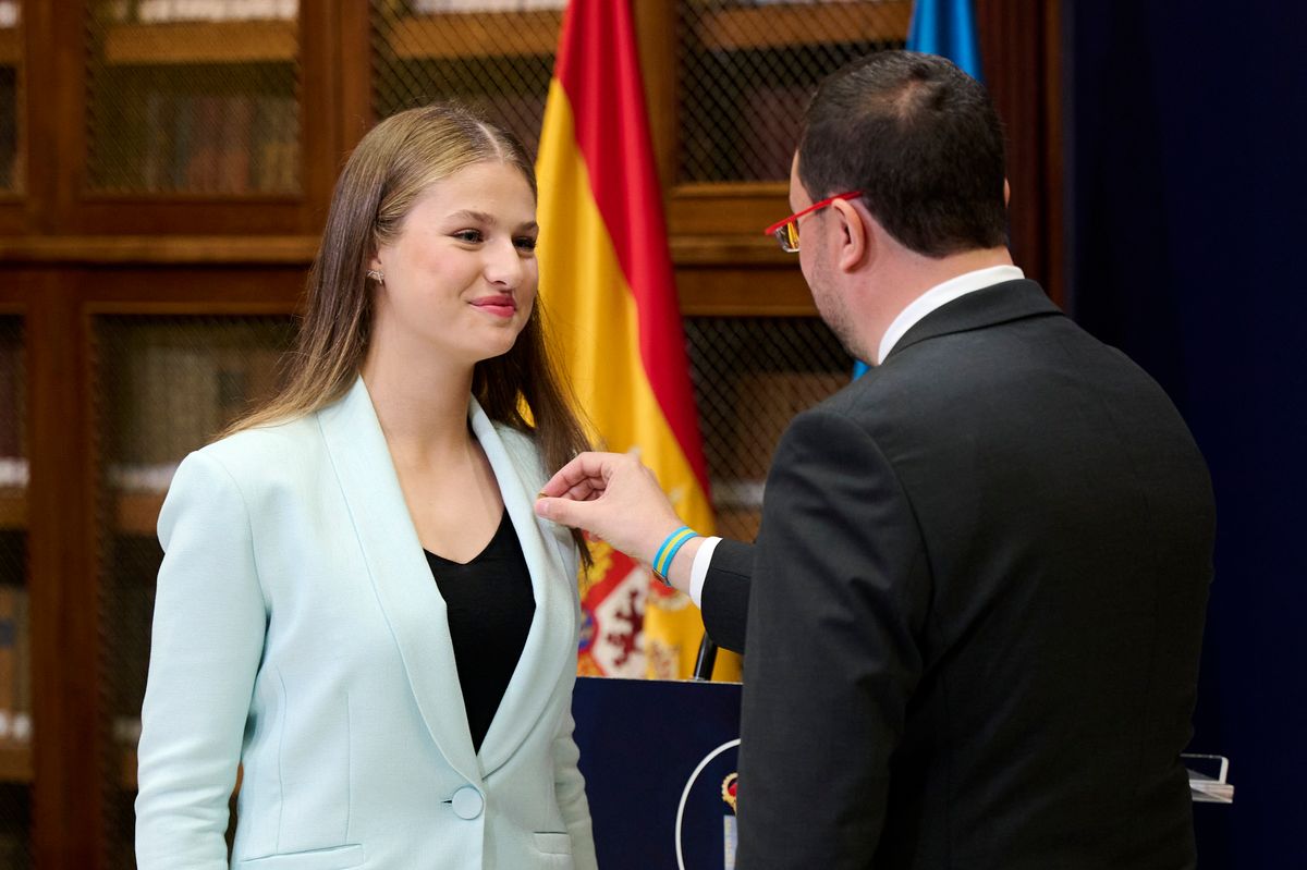 Princess Leonor received the Medal of Asturias on Oct. 24  