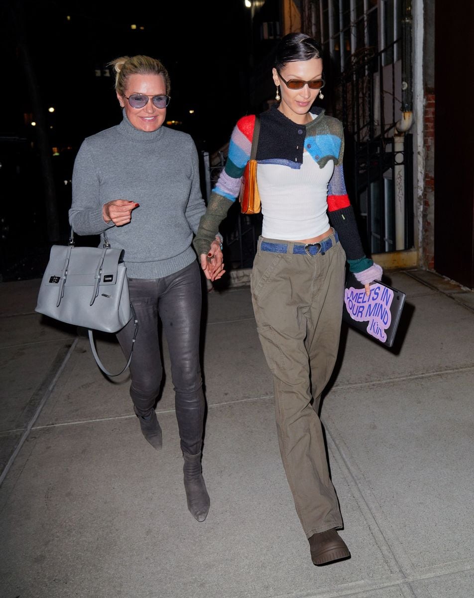 Yolanda and Bella Hadid in New York