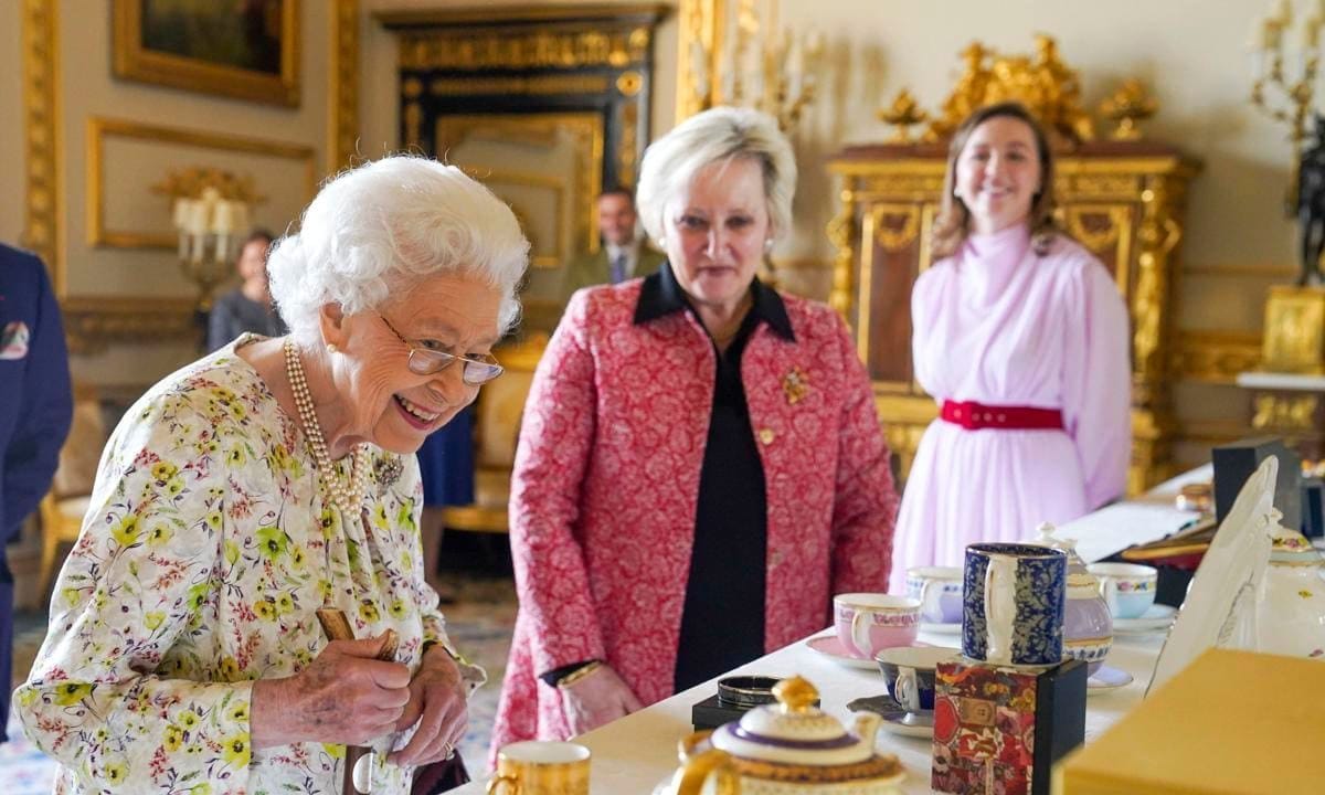 The Queen Commemorates 70th Anniversary Of Halcyon Days