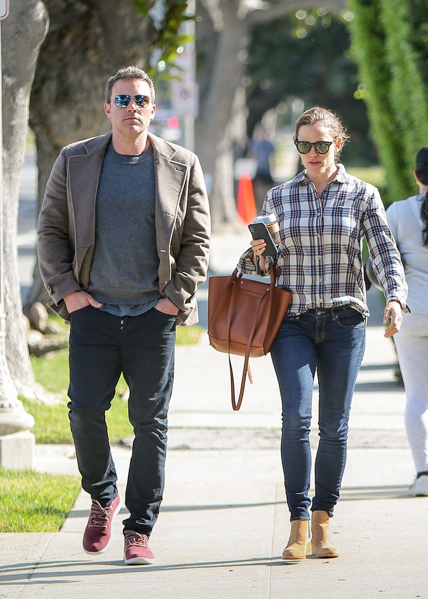 Jennifer Garner is reportedly very afraid of falling in love with her ex-husband Ben Affleck again.