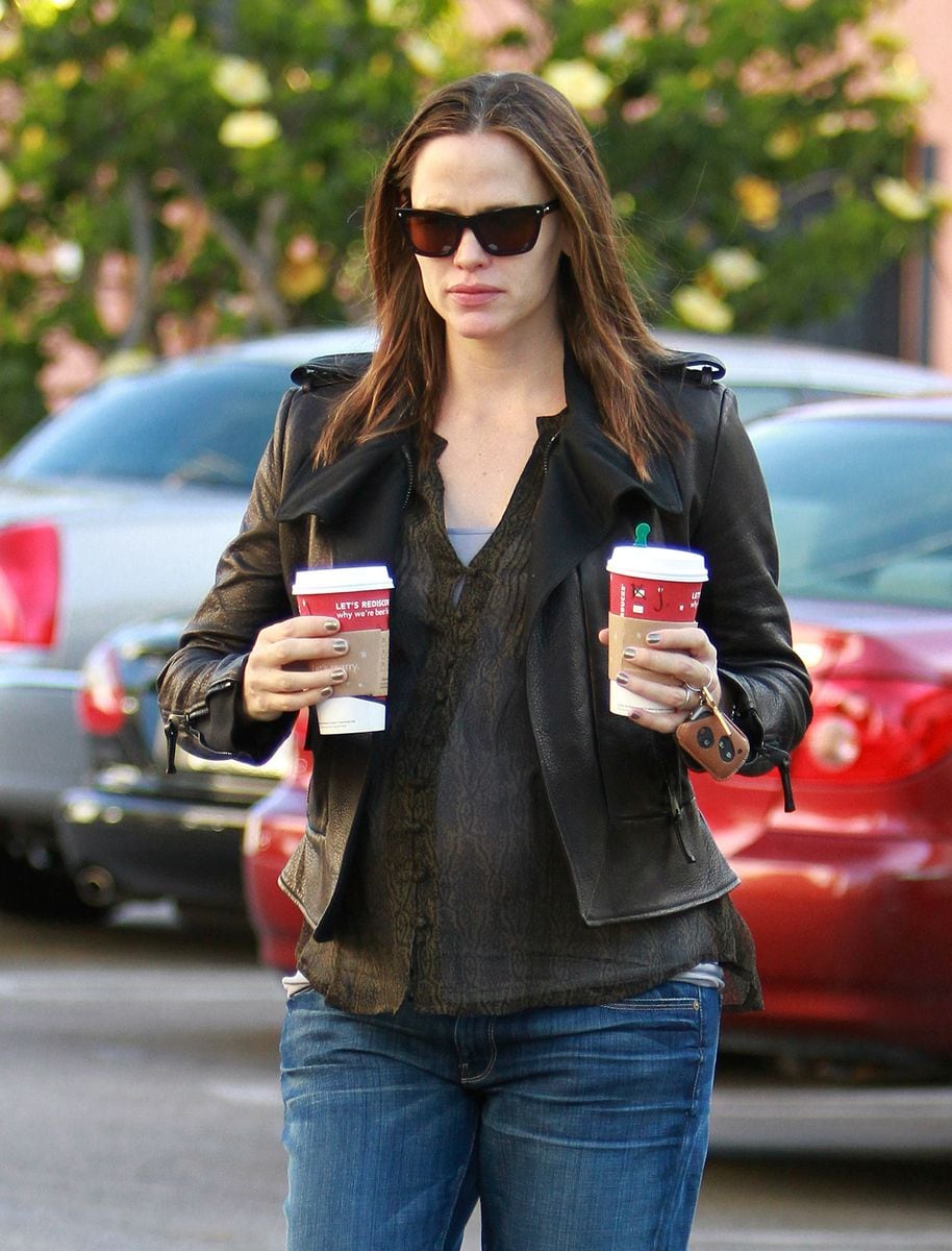 Jennifer Garner is seen in Santa Monica on November 8, 2011 in Los Angeles, California. (Photo by JB Lacroix/WireImage)