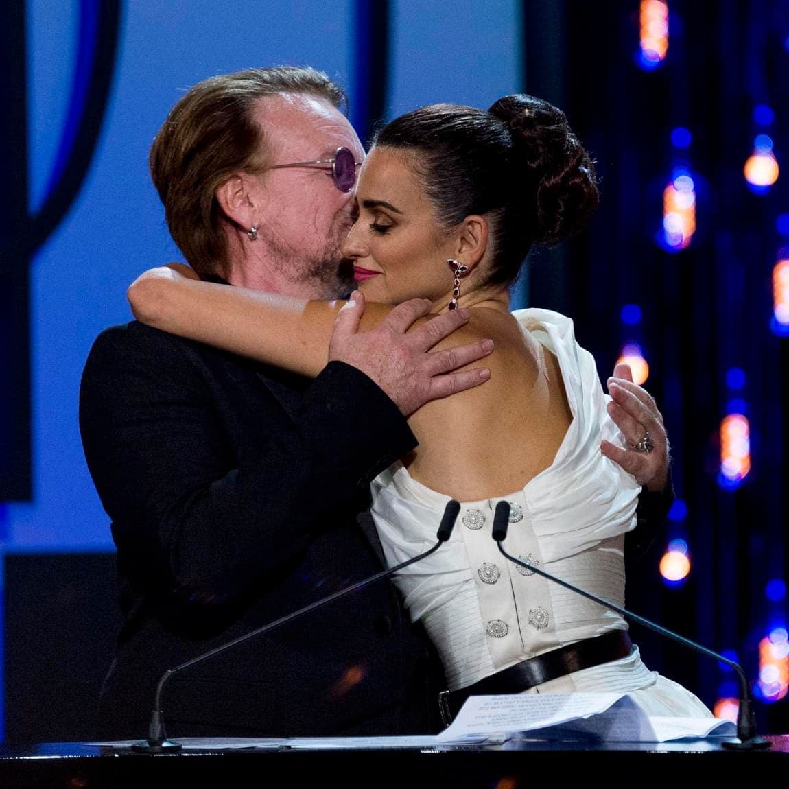 Bono and Penelope Cruz award