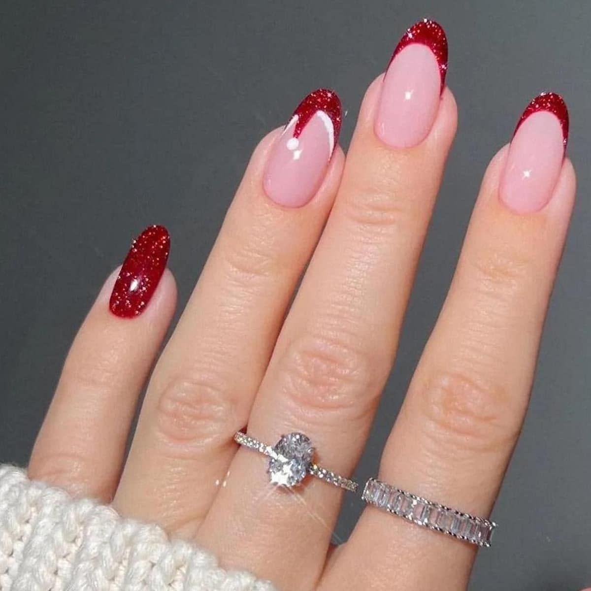 Ten Christmas-inspired nail art you might wish you could wear the whole year