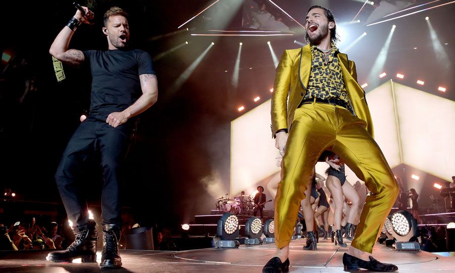 Maluma and Ricky Martin dance 