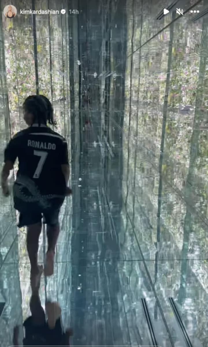 Kim Kardashian travels to Japan to watch Neymar vs. Ronaldo