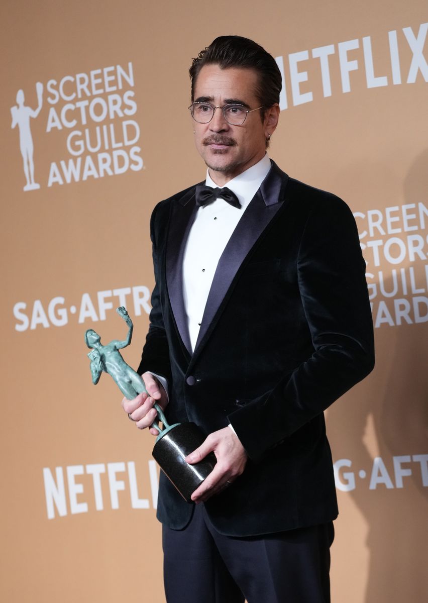 Colin Farrell, winner of Outstanding Performance by a Male Actor in a Television Movie or Limited Series for "The Penguin" 