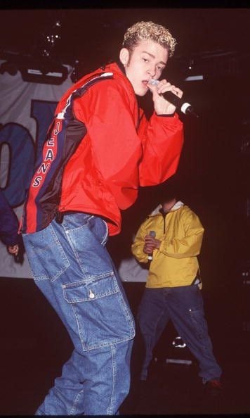 Windbreaker and cargo jeans never looked so good as on Justin in January of 1999.
<br>
Photo: Getty Images