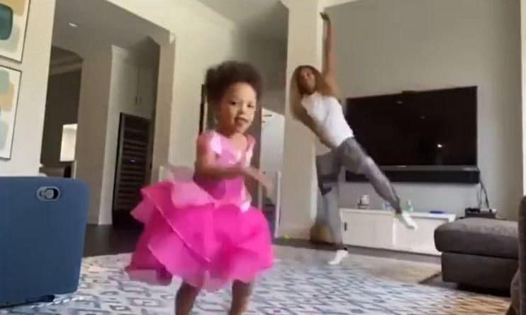 Serena Williams' daughter Olympia dancing with mom