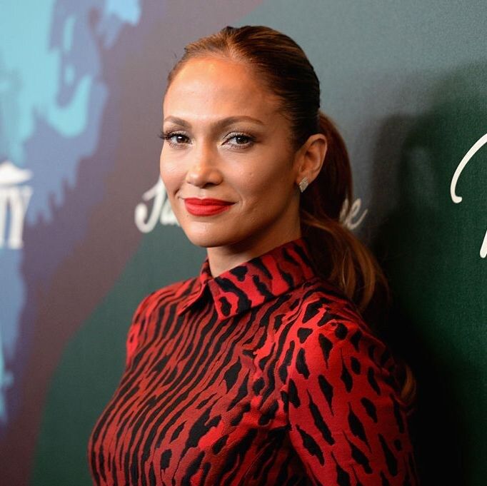 <a href="https://us.hellomagazine.com/tags/1/jennifer-lopez/"><strong>Jennifer Lopez</strong></a>
<br/><br/>
"I think a healthy body image comes from being the best you, not competing with anybody else," the singer told Us Weekly. "You know, I'm not a 6-foot tall model...I'm not a size 2. I think it's about focusing on yourself and just trying to be the best you."
<br/><br/>
Photo: Getty Images for Variety