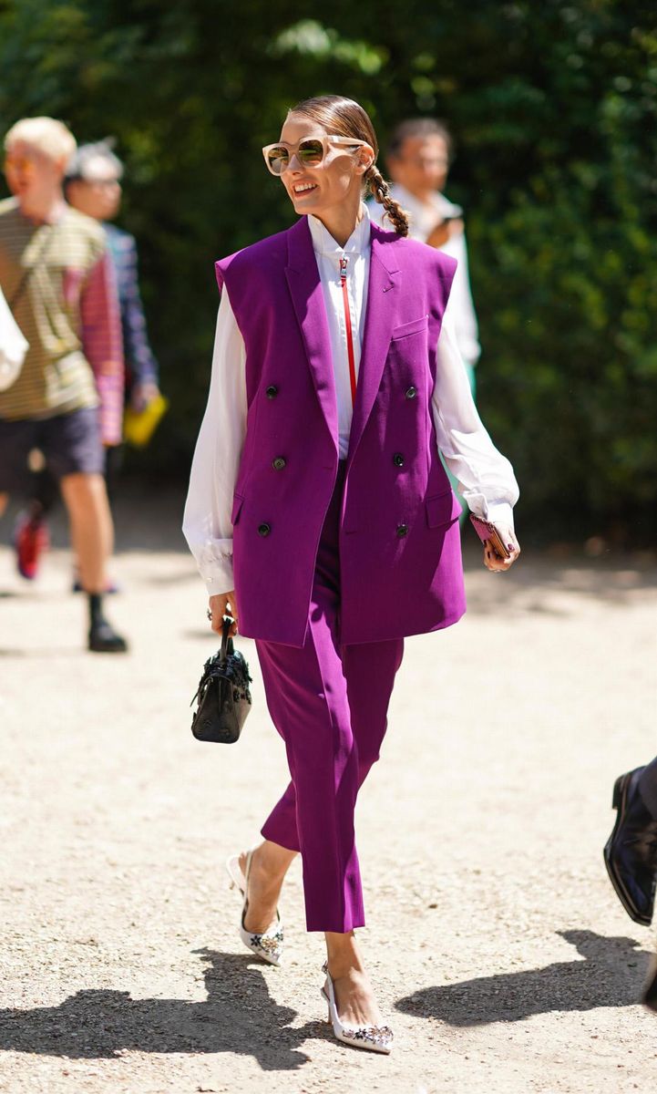 Street Style : Paris Fashion Week - Menswear Spring/Summer 2020 : Day Four