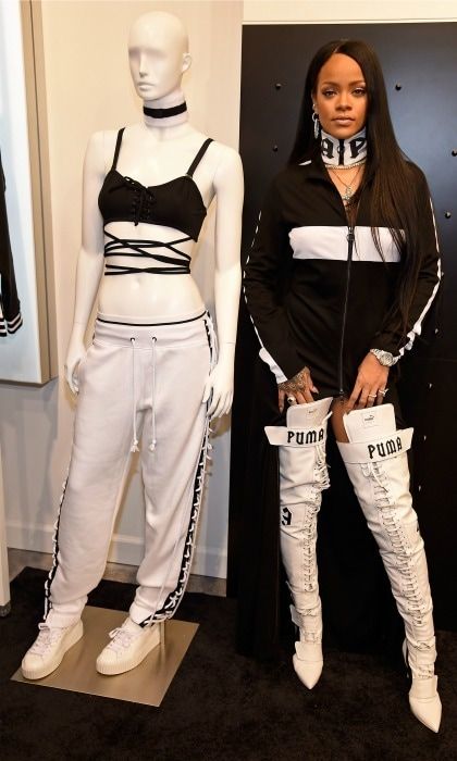 Rihanna posed with a mannequin rocking pieces from her FENTY PUMA by Rihanna line at the pop-up shop.
Photo: Getty Images