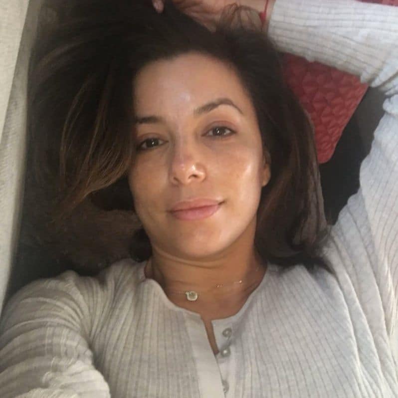 Natural beauty Eva Longoria shed her usual glam to share this bare-faced selfie with fans.
<br>
Photo: Instagram/@evalongoria