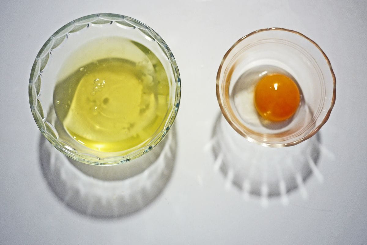  Egg and Olive Oil Mask