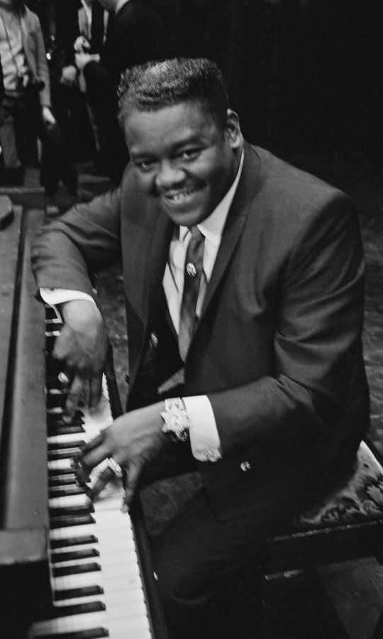 <b>Fats Domino October 24</B>
The music world mourns the loss of one of its great pioneers, Antoine "Fats" Domino Jr, who died at the age of 89. A major influence of stars like Elvis Presley and the Beatles, the New Orleans native was a rock 'n' roll legend of the 1950s with over 65 million records sold thanks to classics like <I>Ain't That a Shame</I>, <I>I'm Walkin'</I> and his biggest hit, <I>Blueberry Hill</I>.
The singer was married to wife Rosemary for 60 years, until her death in 2008; the couple had eight children.
Photo: Getty Images