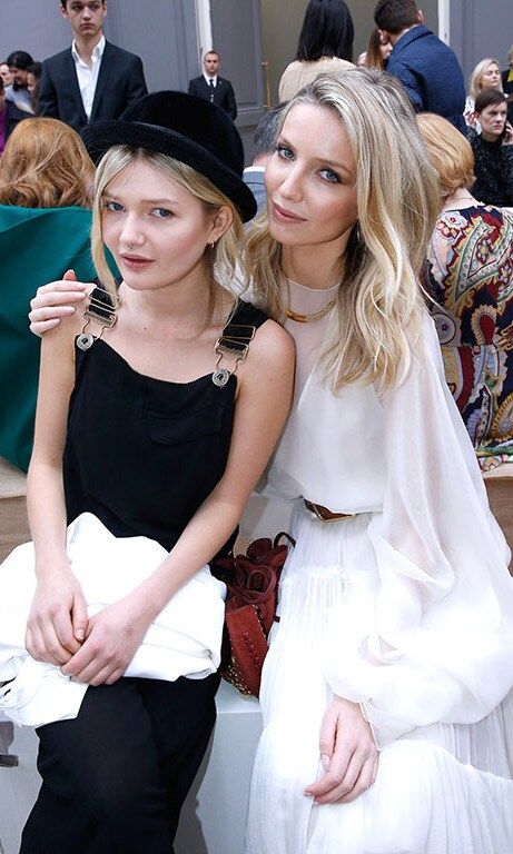 Sophie Kennedy Clark and Annabelle Wallis attended the Chloe presentation.
<br>
Photo: Getty Images