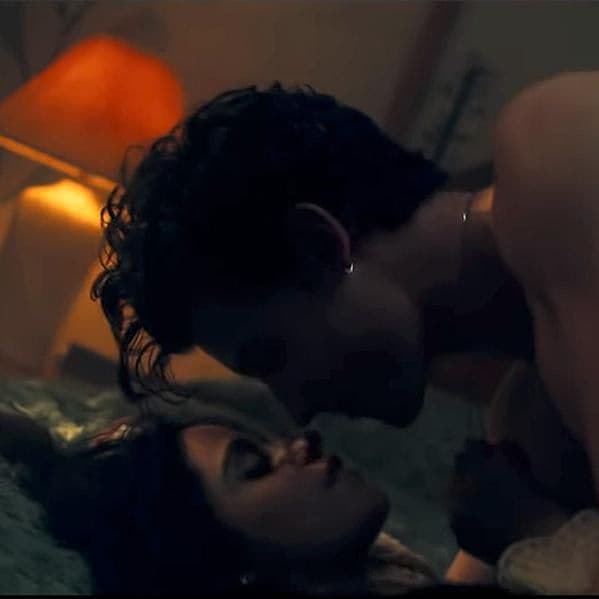 Camila Cabello Shawn Mendes love scene