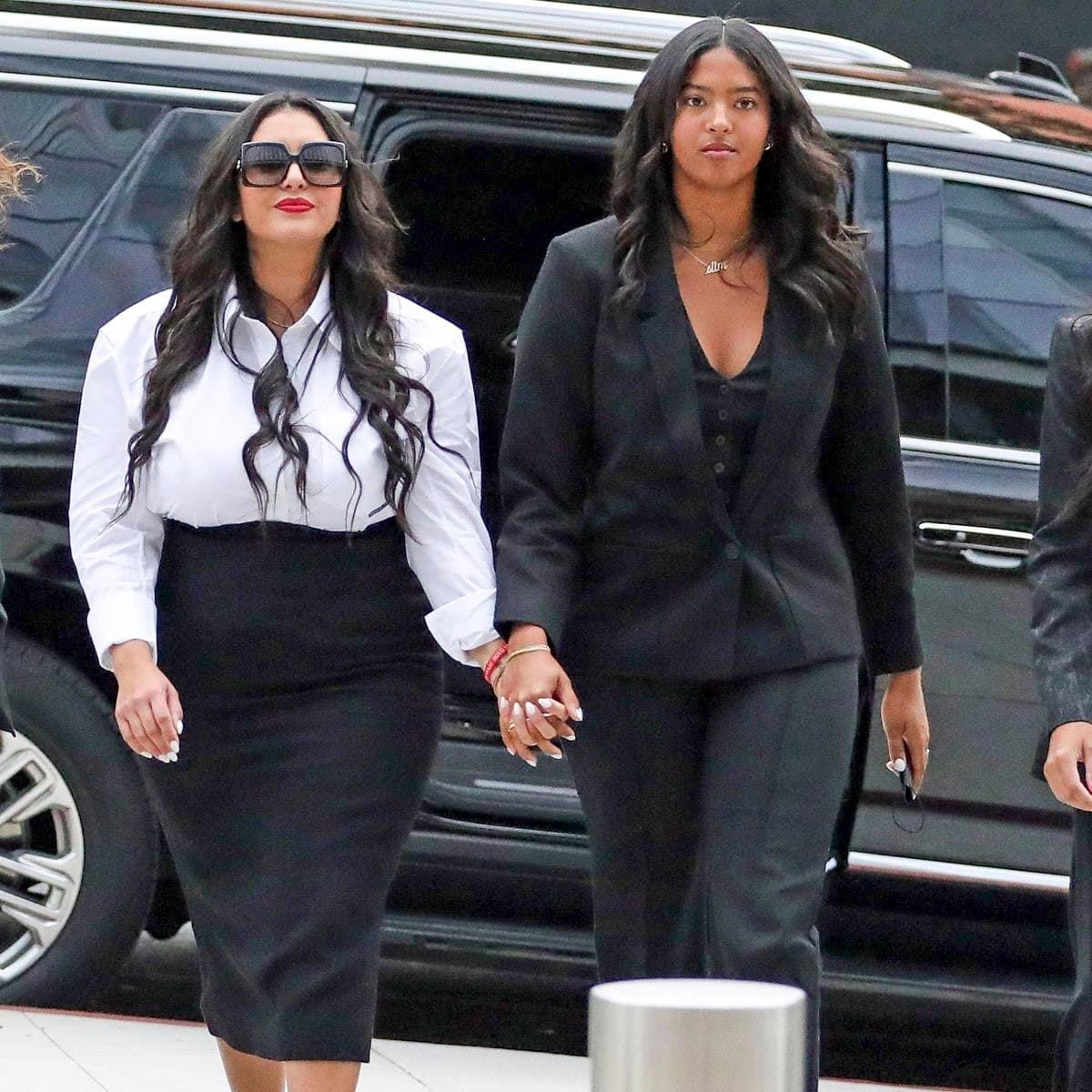 Vanessa Bryant arrived to court with her daughter Natalia