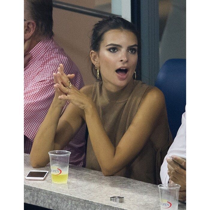 Say what?! Emily Ratajkowski made a face as she watched a match in Queens.
Photo: Team GT/GC Images