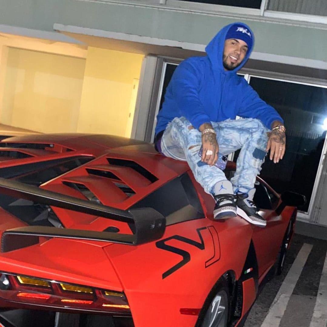 Anuel AA, expensive cars