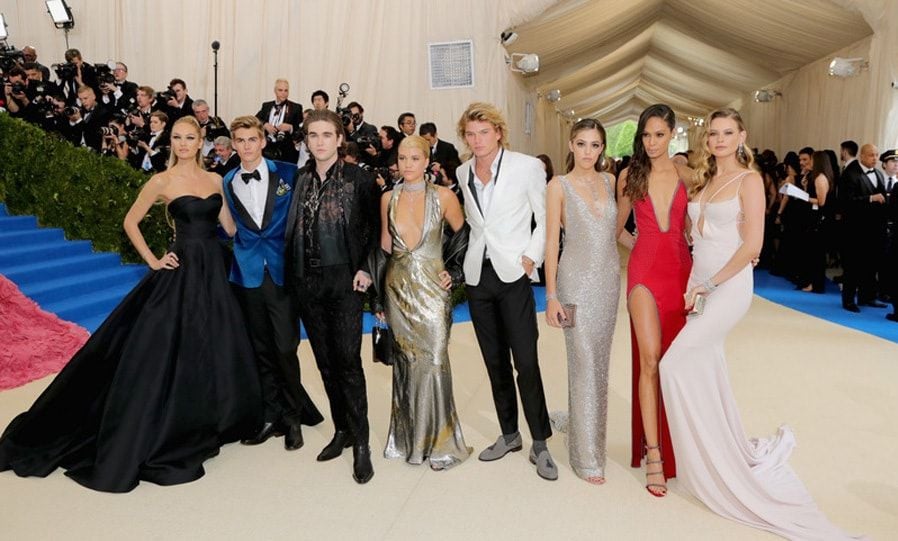 Candice Swanepoel, Presley Gerber, Gabriel Kane, Sofia Richie, Jordan Kale Barrett, Sistine Stallone, Joan Smalls and Behati Prinsloo in Topshop
Photo: Neilson Barnard/Getty Images