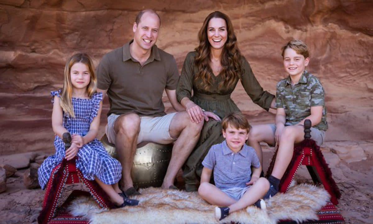 Prince William and Kate release family Christmas cardand the kids look so grown up!