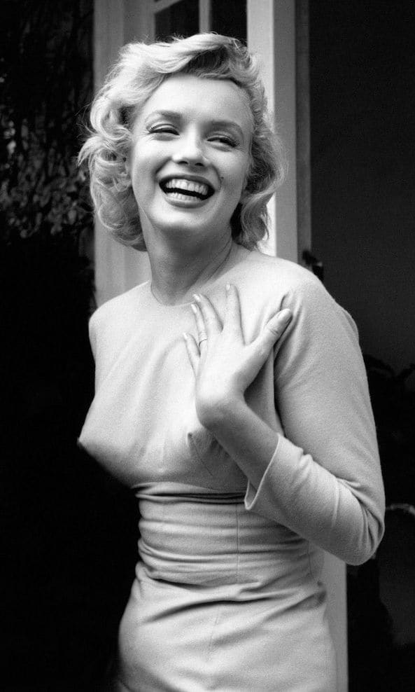 "Give a girl the right shoes, and she can conquer the world." - Marilyn Monroe
<br>
Photo: Getty Images