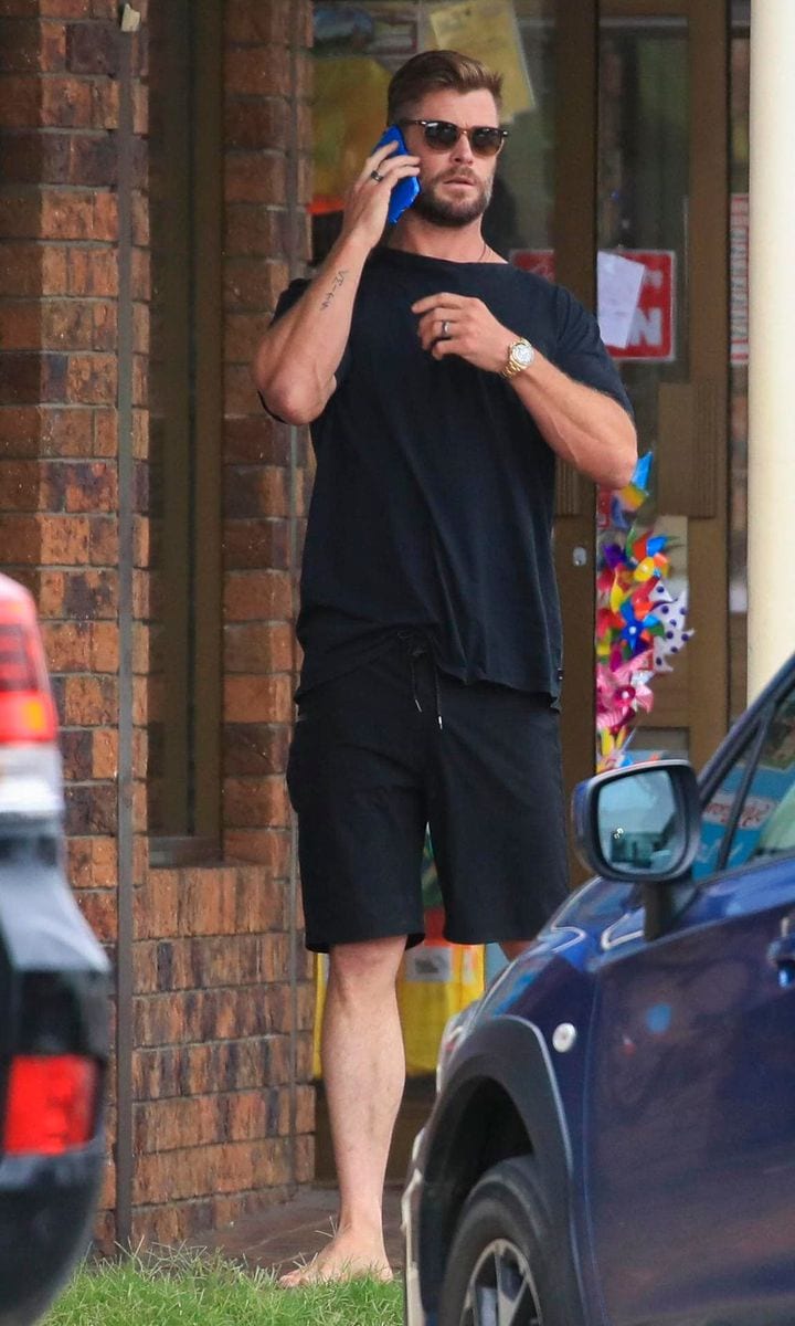 Chris Hemsworth in Byron Bay