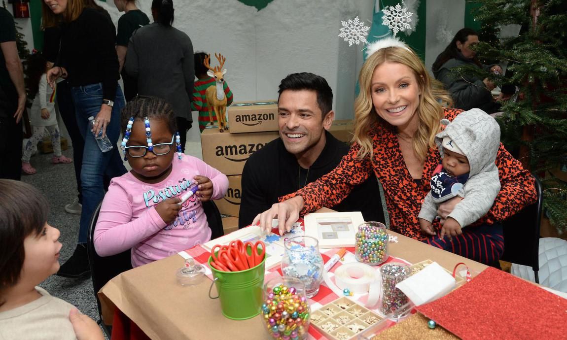 Kelly Ripa and Mark Consuelos give gifts with Amazon