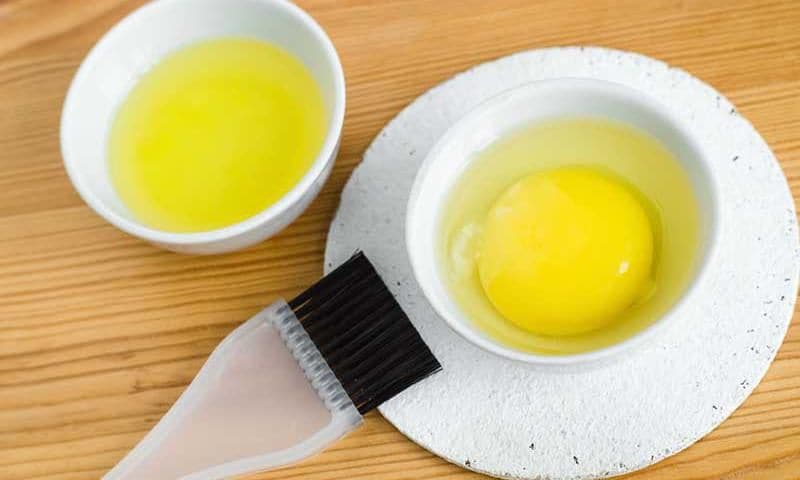 Raw eggs to use as a mask